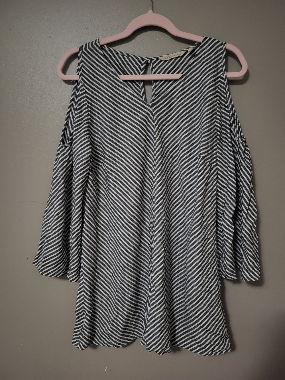 Soft Surroundings Gray & White Striped Cold-Shoulder Tunic Top Medium